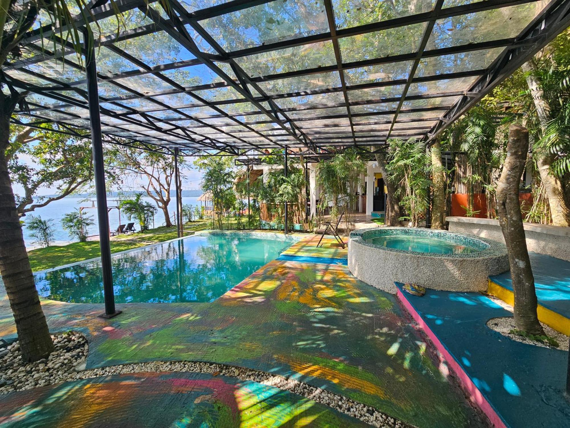 Las Luciernagas Hotel Flores Exterior photo